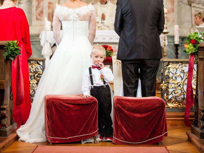 aschenputtel-hochzeitsfotograf-kinder-kirche-tirol-innsbruck